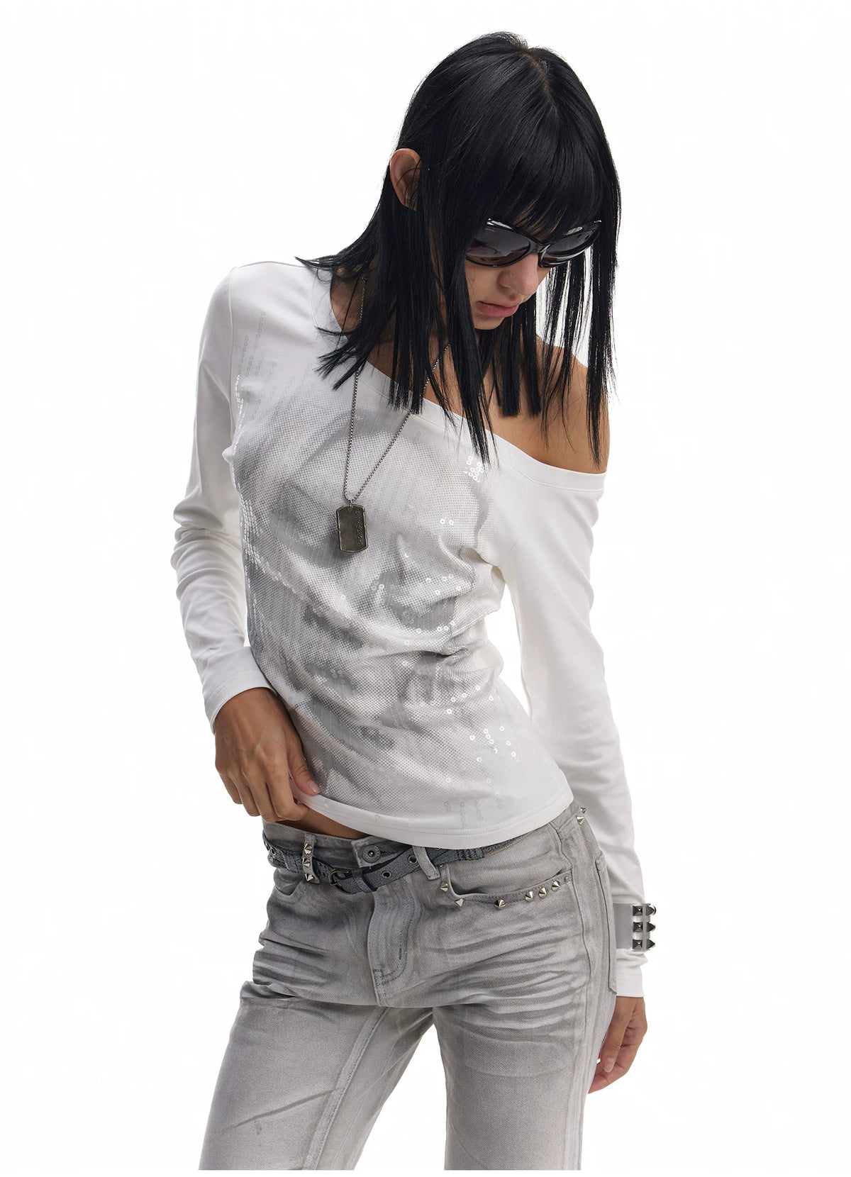 noE Sequin Portrait Off-Shoulder Long Sleeve Top - White side angle