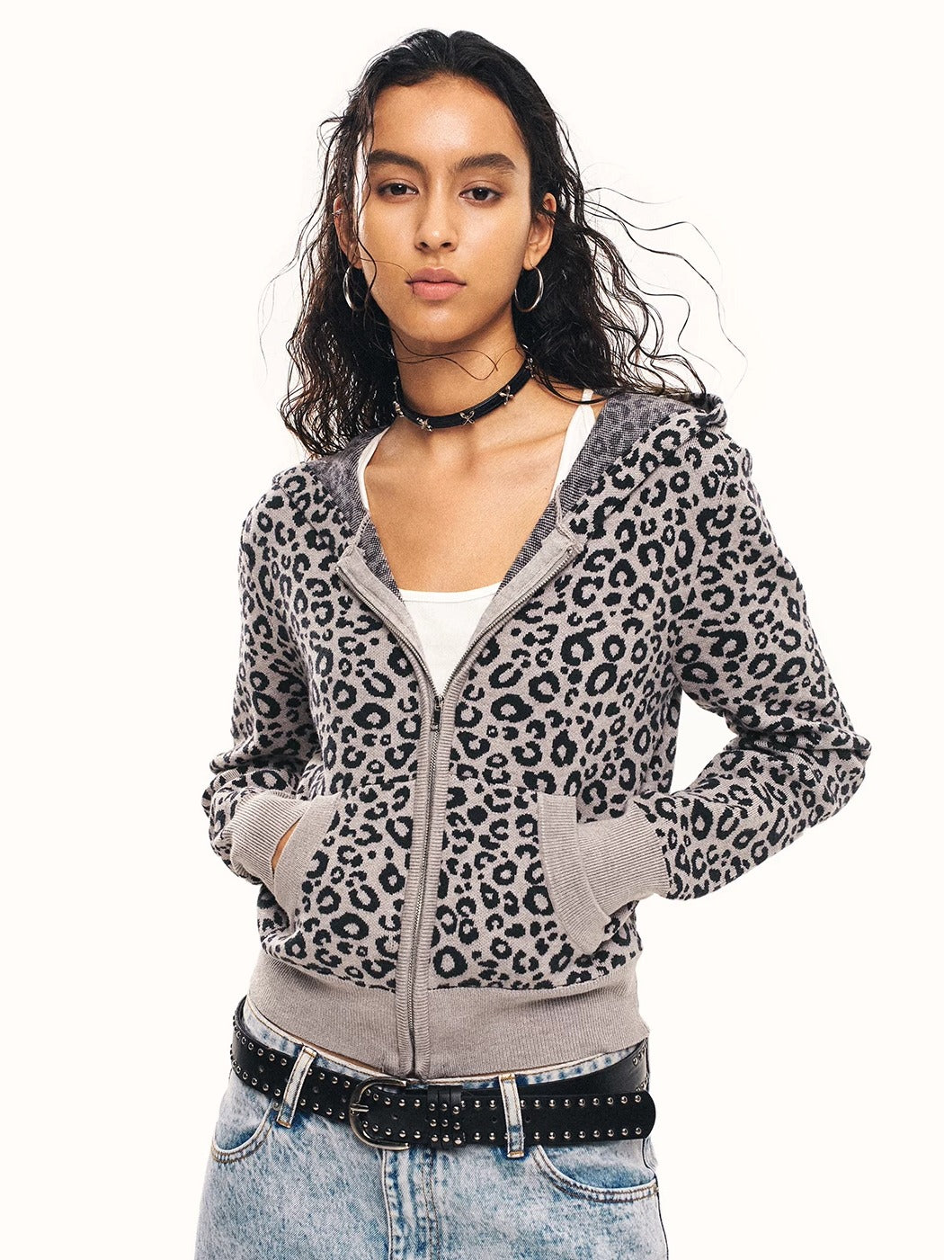 0123Start Leopard Knit Hooded Zip-Up Cardigan - Gray hand in pocket