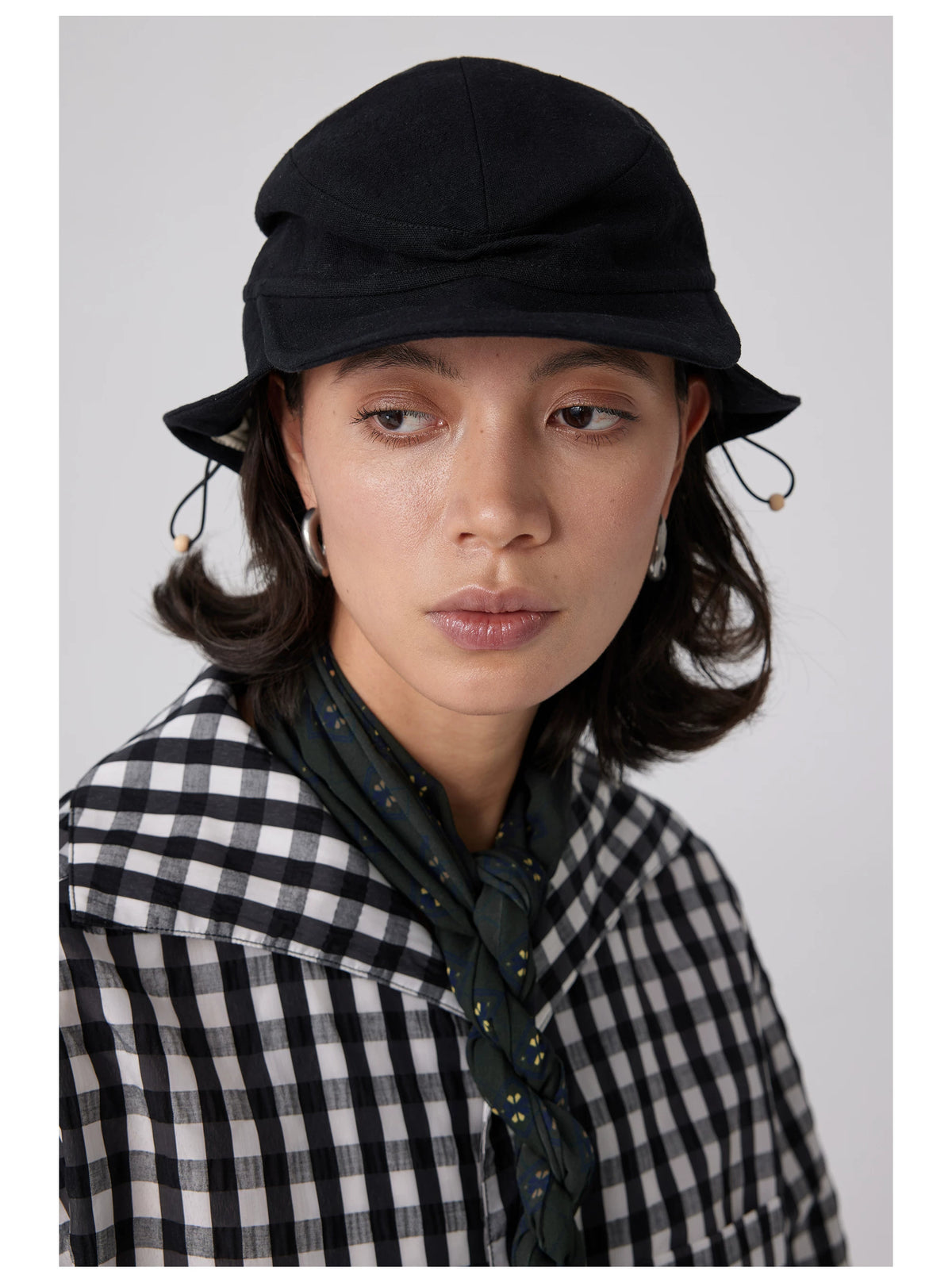 Simple Project Ruched Cotton Linen Hunter Cap - Black front close-up