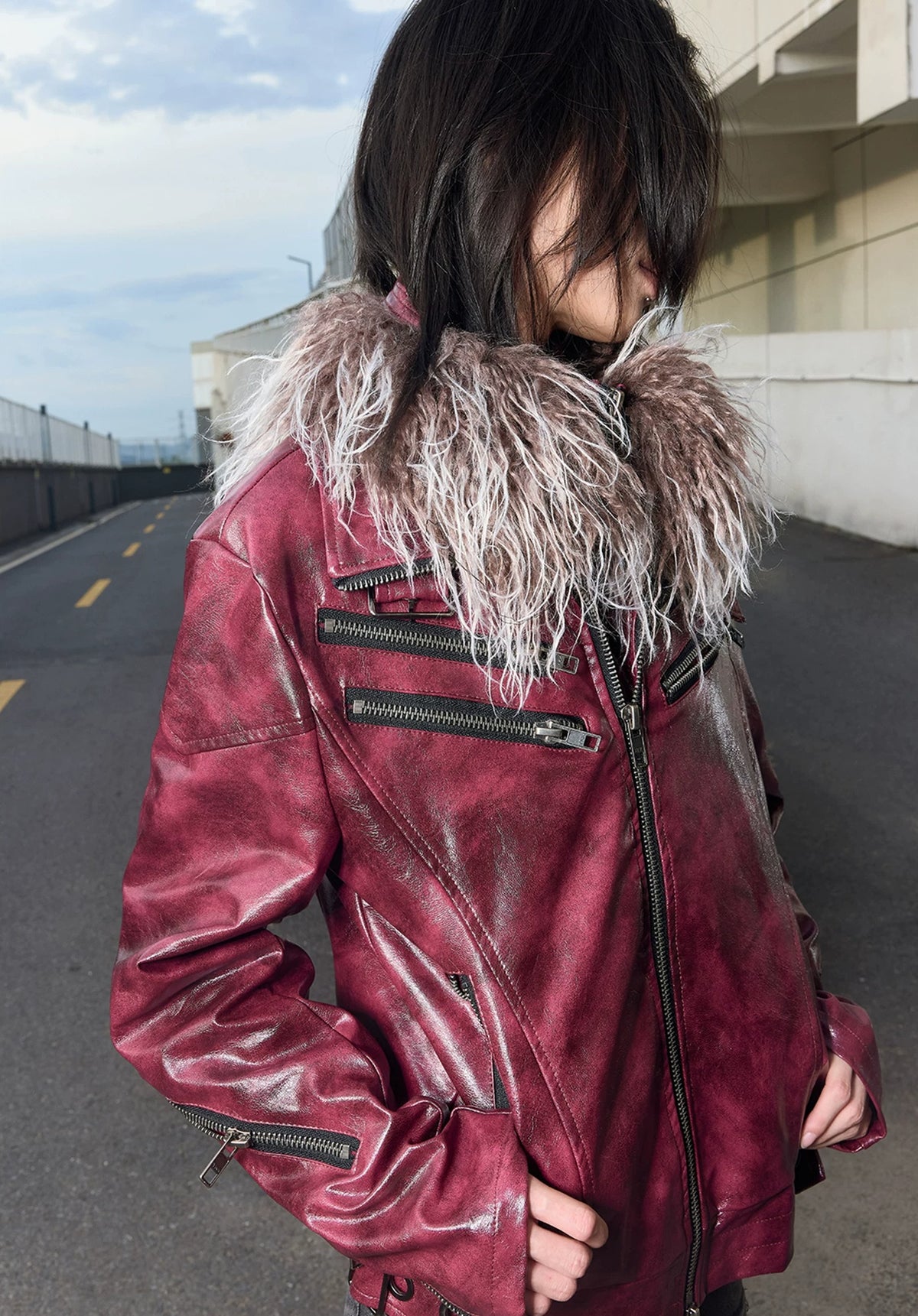 Lightinus Detachable Fur Collar Multi-Zip Faux Leather Jacket - Wine Red fur collar side