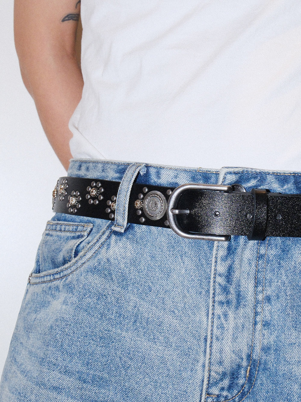 Vintage Starburst Studded U Buckle Leather Belt