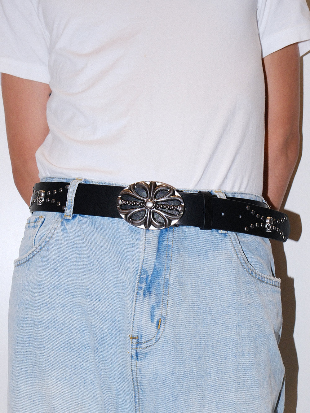 Skull Studded Star Engraved Buckle Belt
