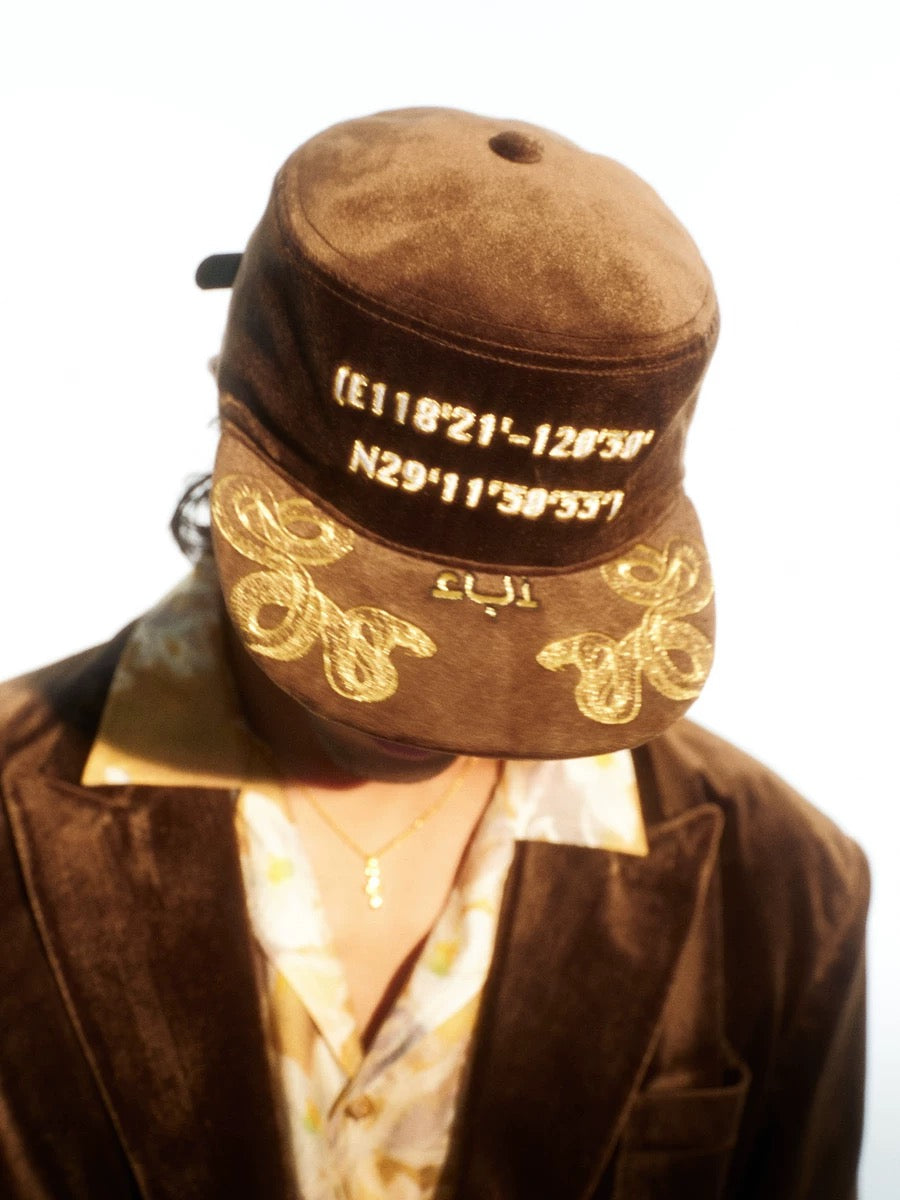 Velvet Retro Flat Brim Baseball Cap
