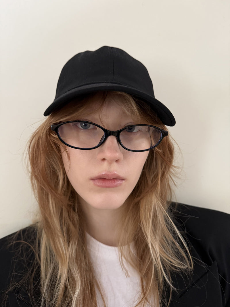Classic Black Oval Frame Eyewear